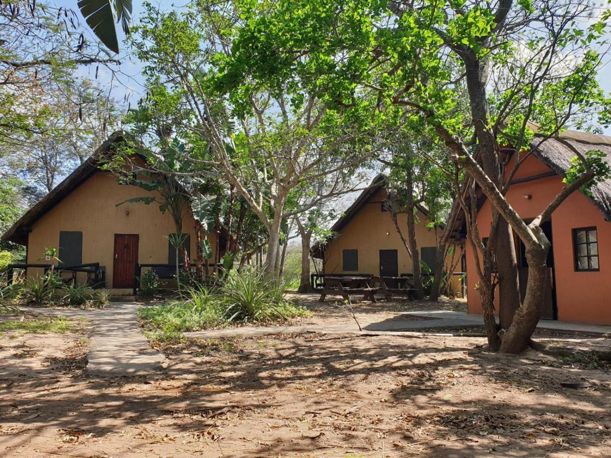 Pumusa Bushcamp Villa Hluhluwe Exterior photo